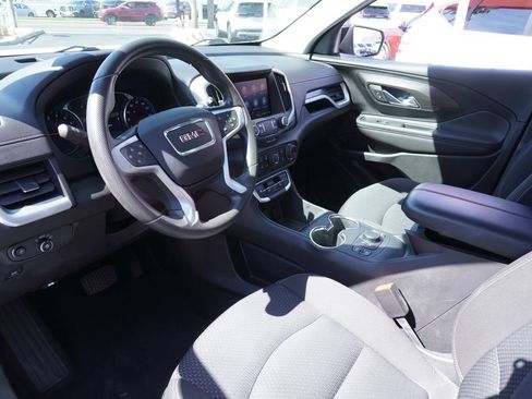 Certified 2022 GMC Terrain SLE w/ Driver Convenience Package image 16