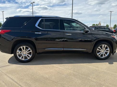 Used 2018 Chevrolet Traverse High Country AWD/4WD image 22