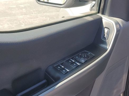 Used 2022 Ford F150 XLT image 45