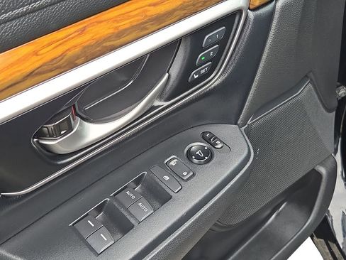 Used 2018 Honda CR-V EX-L image 17
