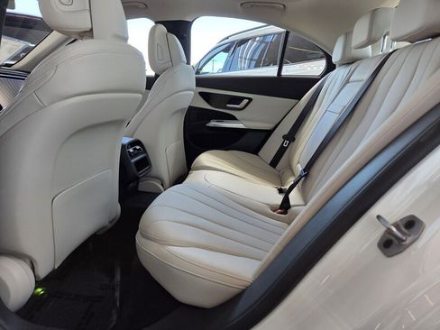 New 2026 Mercedes-Benz E 350 4MATIC Sedan image 13