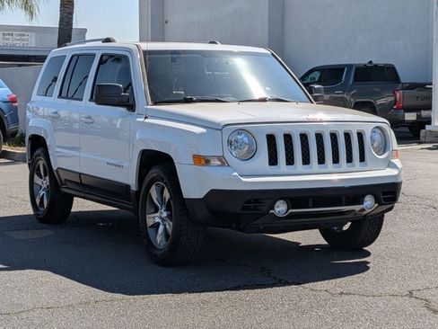 Used 2016 Jeep Patriot High Altitude image 3