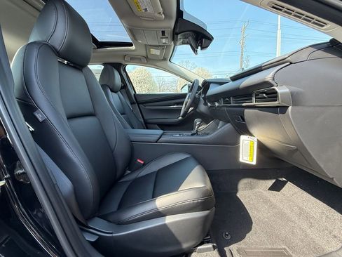 New 2026 MAZDA MAZDA3 2.5 S Sedan w/ Preferred Pkg image 25