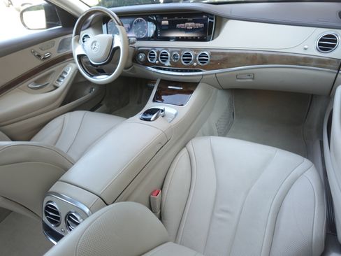 Used 2015 Mercedes-Benz S 550 Sedan image 7