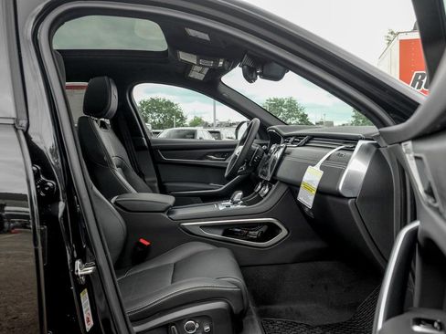 New 2026 Jaguar F-PACE R-Dynamic S image 21