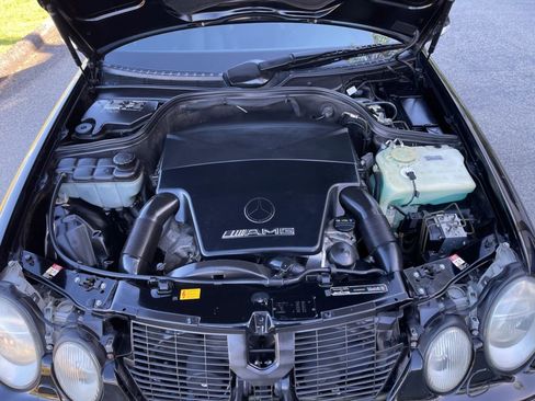 Used 2001 Mercedes-Benz CLK 55 AMG Coupe image 30