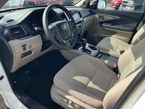 Certified 2018 Honda Pilot EX image 5