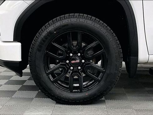 Used 2023 GMC Sierra 1500 Elevation w/ Elevation Premium Package image 10