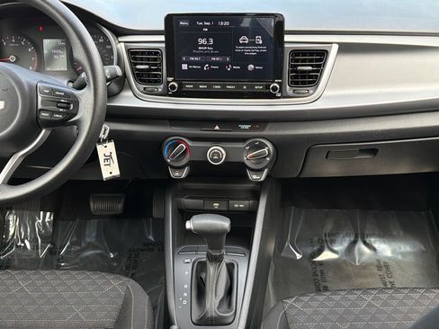 Certified 2022 Kia Rio S FWD image 13