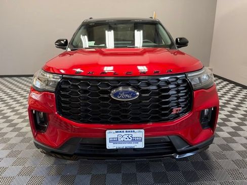 Used 2025 Ford Explorer ST w/ Sun And Sound Package AWD/4WD image 4