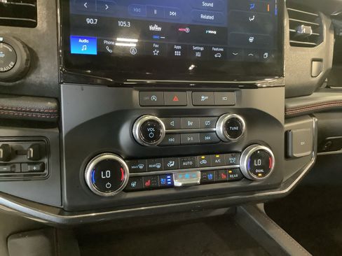 Certified 2023 Ford Expedition Limited AWD/4WD image 23