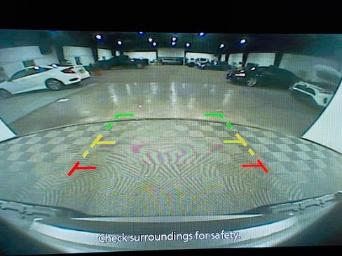 Used 2023 Nissan Frontier SV w/ SV Convenience Package image 18