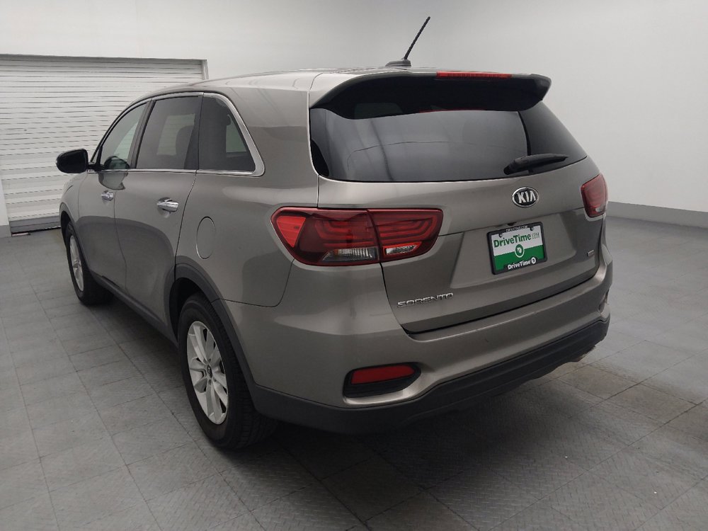 Used 2019 Kia Sorento FWD image 5
