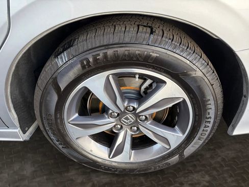 Used 2018 Honda Odyssey Touring image 40