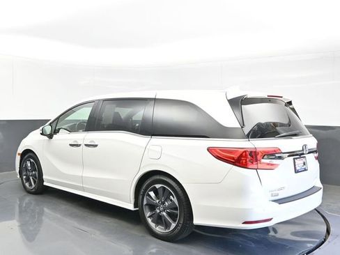 Certified 2022 Honda Odyssey Elite image 3
