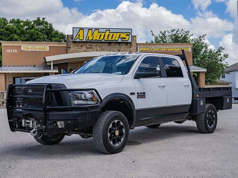 Used 2018 RAM 2500 Power Wagon w/ Luxury Group AWD/4WD image 9