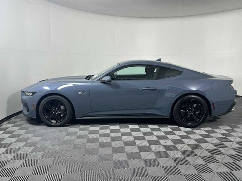 Used 2025 Ford Mustang GT image 4