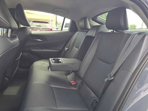Certified 2026 Toyota Prius XLE FWD image 19