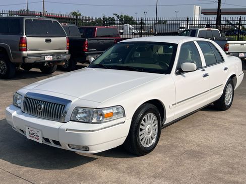 Used 2008 Mercury Grand Marquis LS image 10