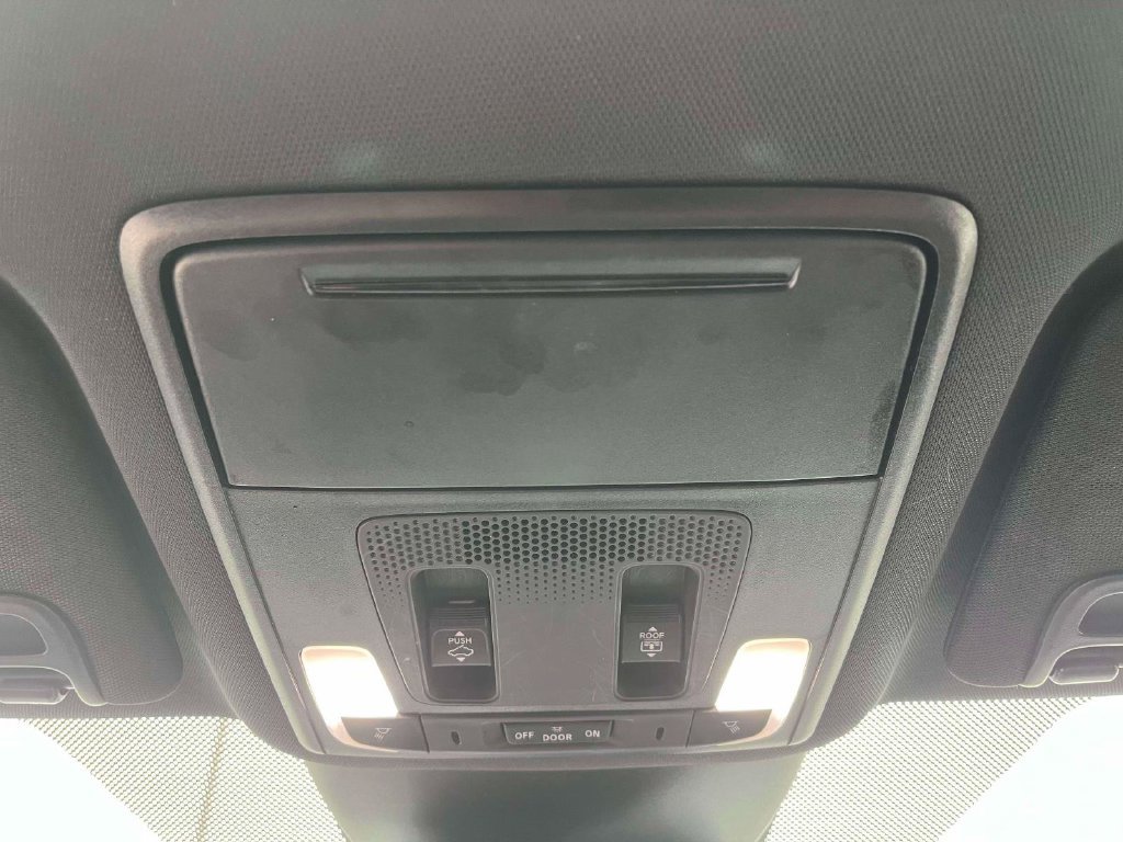 Used 2025 Honda Pilot Black Edition image 24