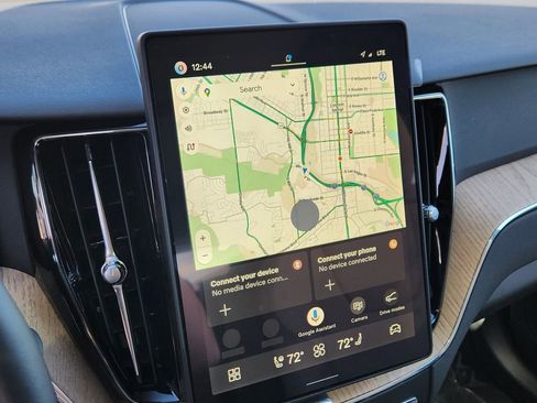 New 2026 Volvo XC60 B5 Plus w/ Protection Package Premier image 7