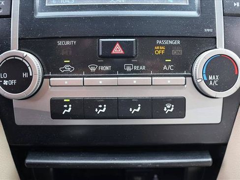 Used 2012 Toyota Camry LE FWD image 15