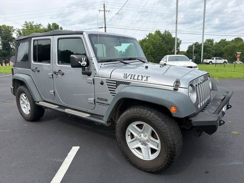 Used 2016 Jeep Wrangler Unlimited Sport AWD/4WD image 2