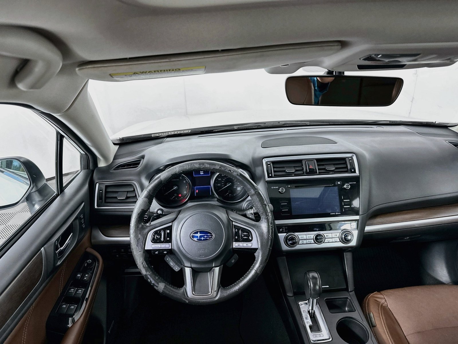 Used 2017 Subaru Outback 3.6R Touring w/ Popular Package #5A AWD/4WD image 24