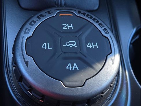 Used 2024 Ford Bronco Wildtrak AWD/4WD image 15