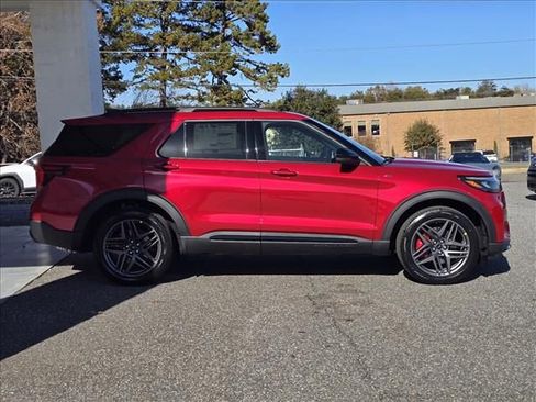 New 2026 Ford Explorer ST-Line w/ ST-Line Street Pack image 20