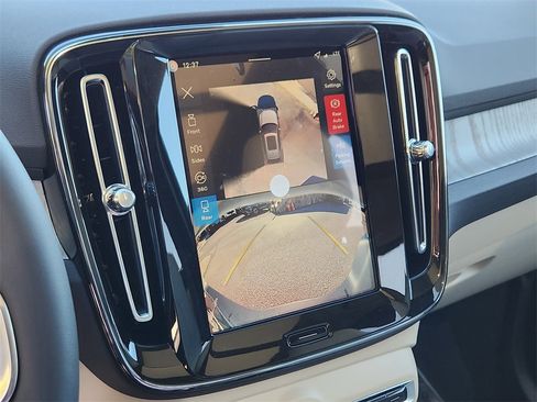 New 2026 Volvo XC40 B5 Plus w/ Protection Package Premier image 12