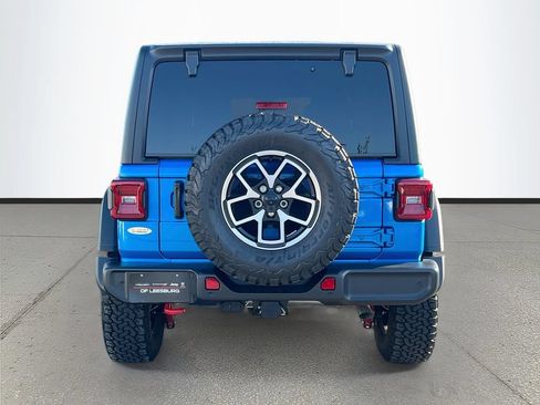 Used 2025 Jeep Wrangler Unlimited Rubicon w/ Safety Group AWD/4WD image 6