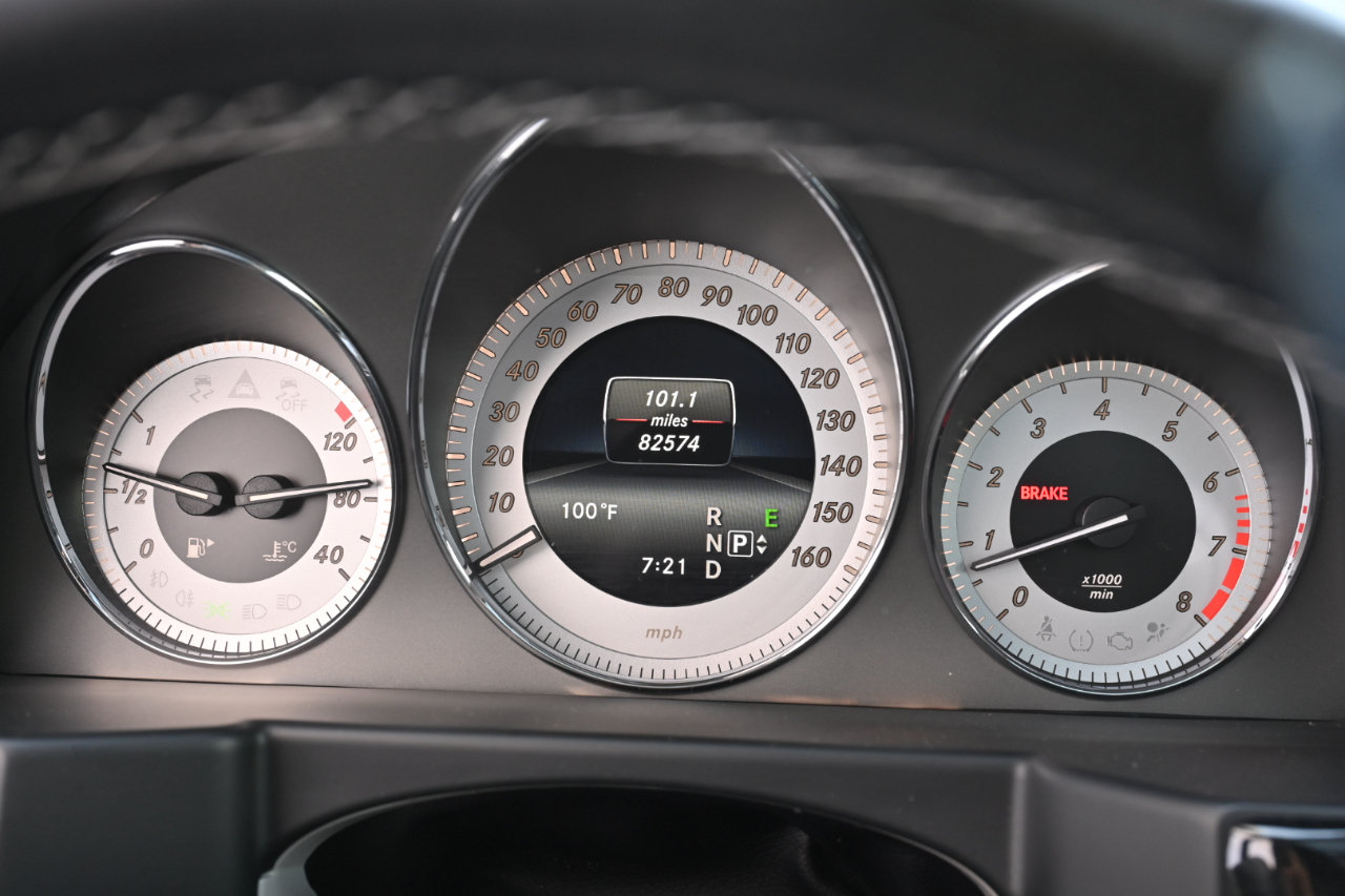 Used 2015 Mercedes-Benz GLK 350 2WD image 41