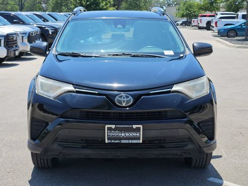 Used 2017 Toyota RAV4 LE w/ All Weather Liner Package AWD/4WD image 8