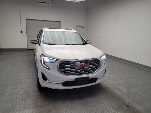 Used 2018 GMC Terrain Denali w/ Driver Alert Package II FWD image 14