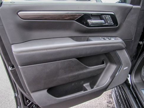 New 2026 Chevrolet Tahoe Premier image 13