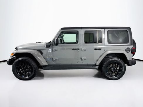 Used 2023 Jeep Wrangler Unlimited Sahara w/ Dual Top Group AWD/4WD image 11