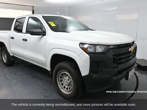 Used 2024 Chevrolet Colorado W/T w/ WT Convenience Package image 3