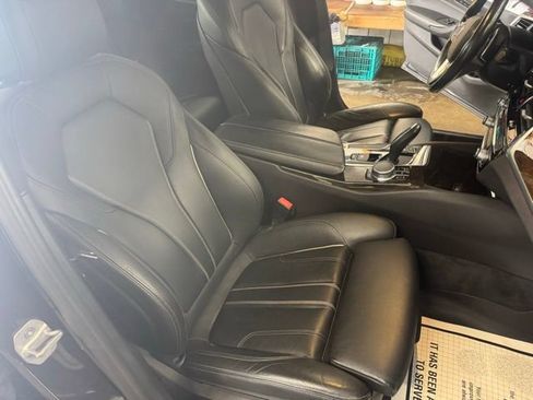 Used 2017 BMW 540i xDrive AWD/4WD image 22
