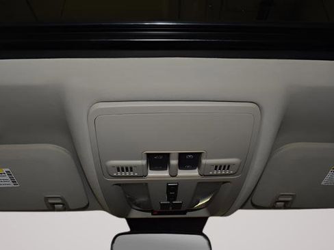 Used 2011 Cadillac SRX Performance FWD image 22