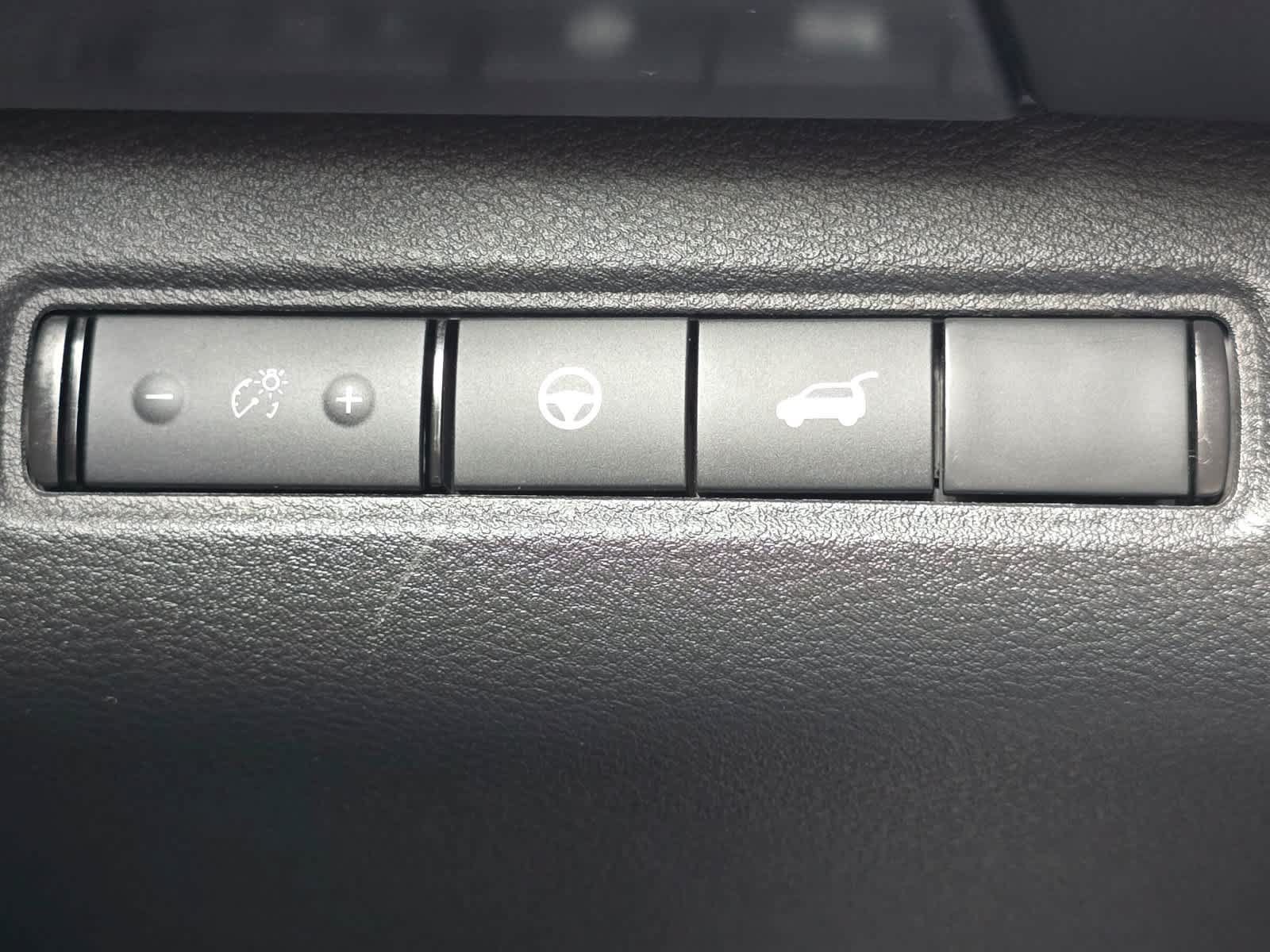 Used 2023 Nissan Pathfinder SL AWD/4WD image 14