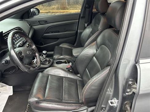 Used 2018 Hyundai Elantra Sport image 12