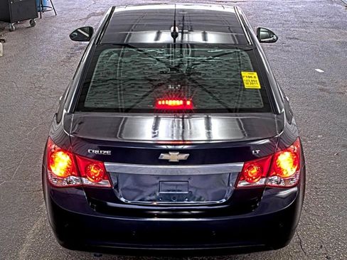 Used 2011 Chevrolet Cruze LT FWD image 3