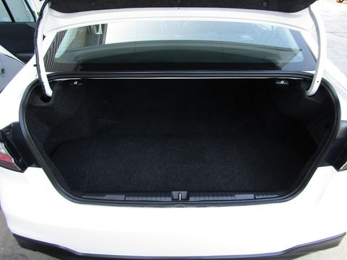 Used 2020 Subaru Legacy Premium image 28