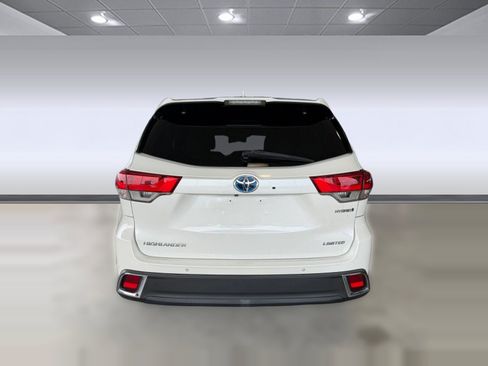 Used 2018 Toyota Highlander Limited AWD/4WD image 10