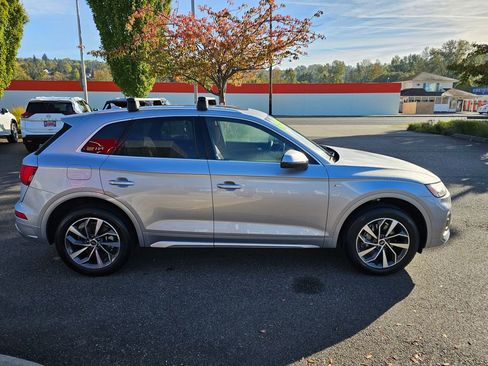 Used 2022 Audi Q5 2.0T Premium w/ Convenience Package image 4