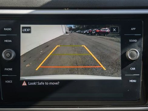 Used 2023 Volkswagen Atlas Cross Sport SE w/ Panoramic Sunroof Package image 35