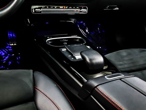 Used 2023 Mercedes-Benz CLA 250 image 7