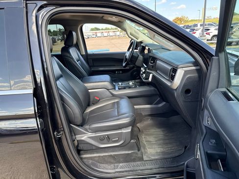 Used 2024 Ford Expedition Max XLT AWD/4WD image 14