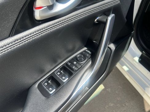 Used 2022 Kia Stinger GT-Line AWD/4WD image 12